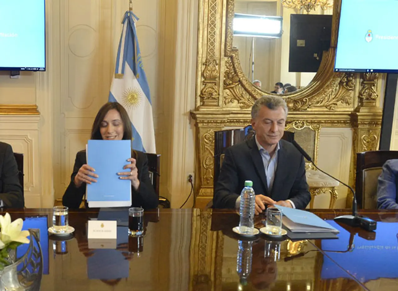 Preocupación en Cambiemos por la caí­da de la imagen de Vidal