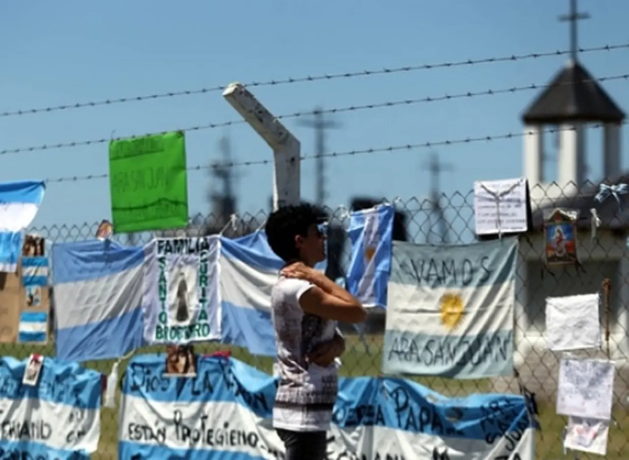 La Armada Argentina suspendió todos sus eventos sociales por la "situación crí­tica"