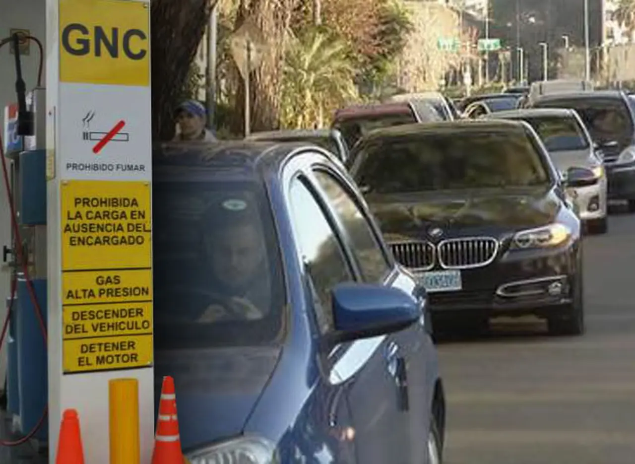 Atención automovilistas: el GNC aumentará 15% desde el domingo