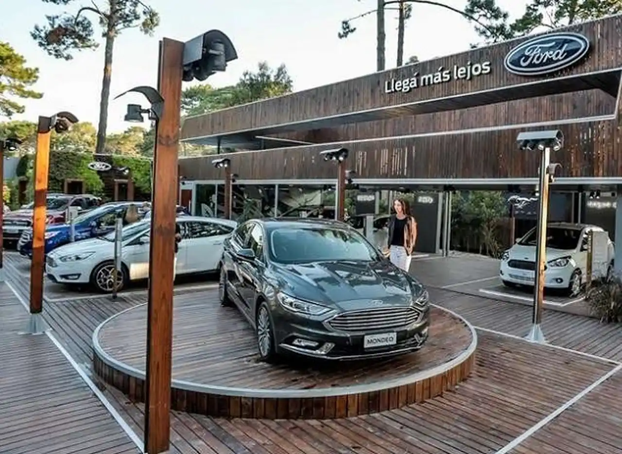 Automotrices se preparan para explotar el verano en la costa argentina