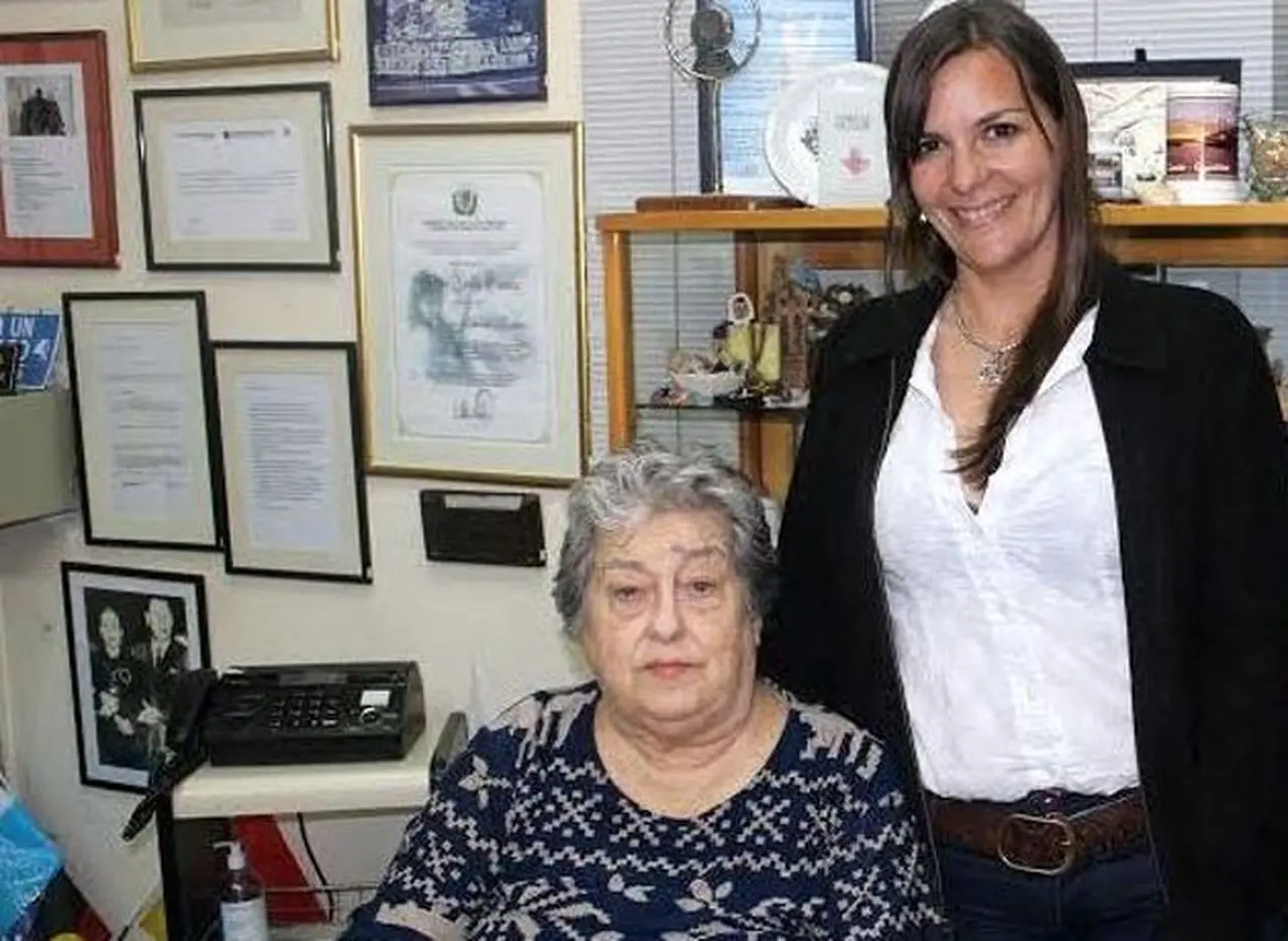 "Estoy en Cancún, besitos": la provocación de exintendenta prófuga cercana a Bonafini