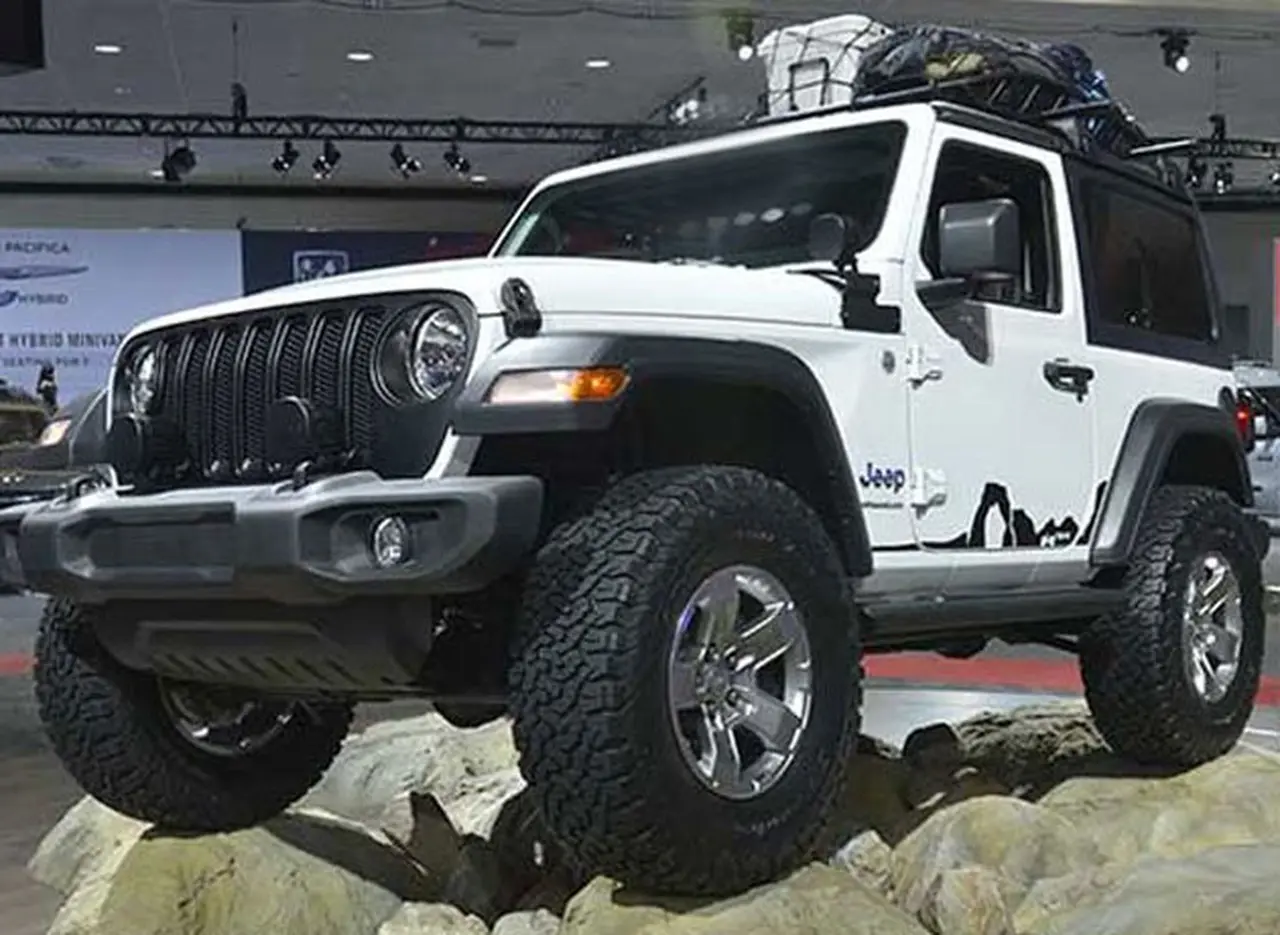 Clásico y moderno: así­ es el nuevo Jeep Wrangler cargado de tecnologí­a