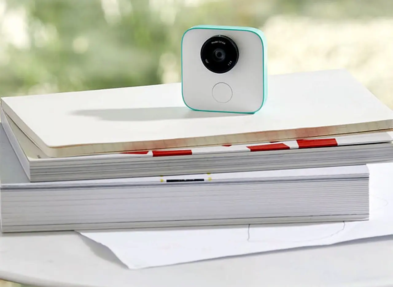 Video: así­ funciona Clips, la cámara de Google que siempre está vigilando