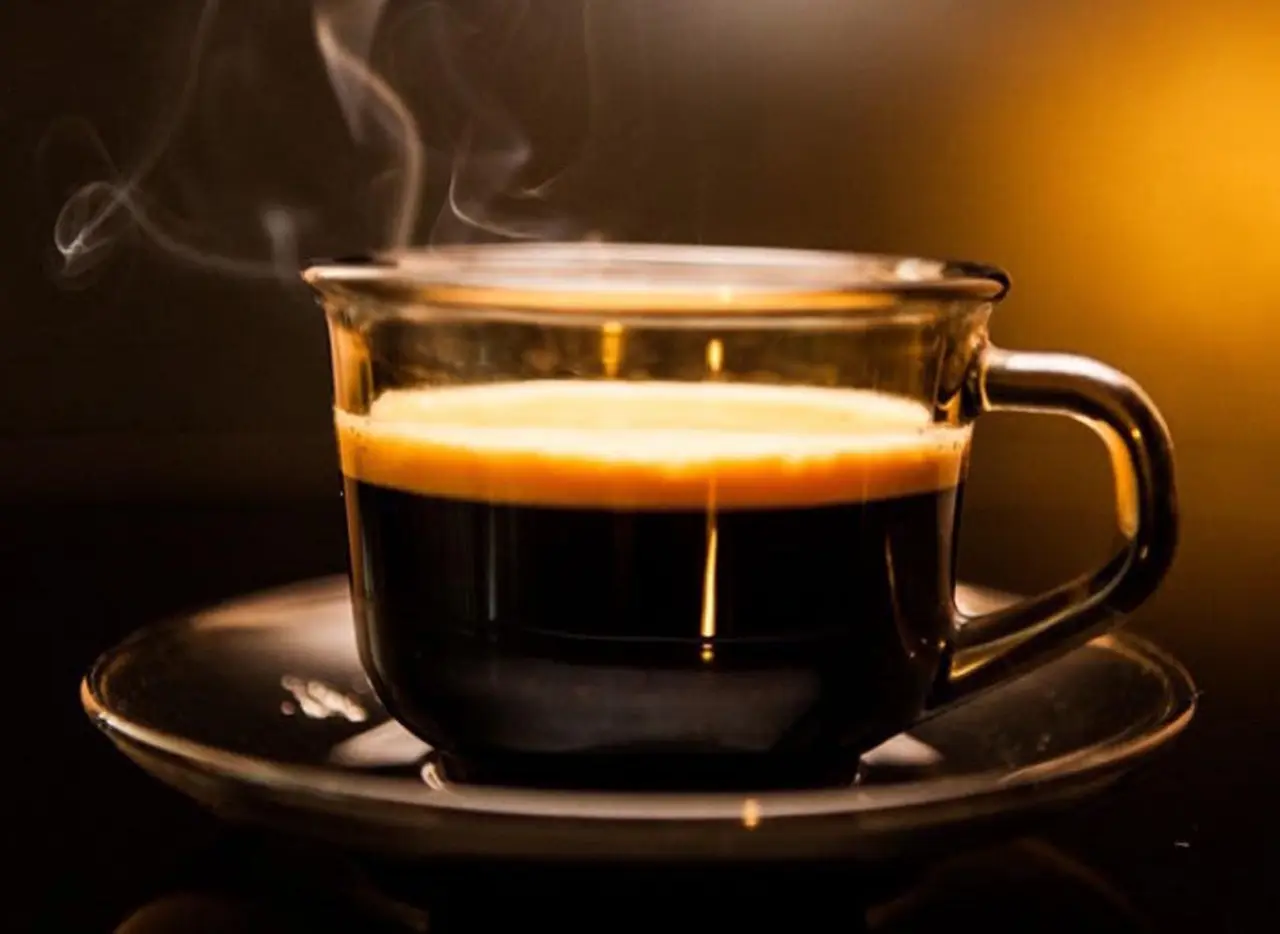 Por qué siempre deberí­as aceptar ese café que te ofrecen durante una entrevista de trabajo