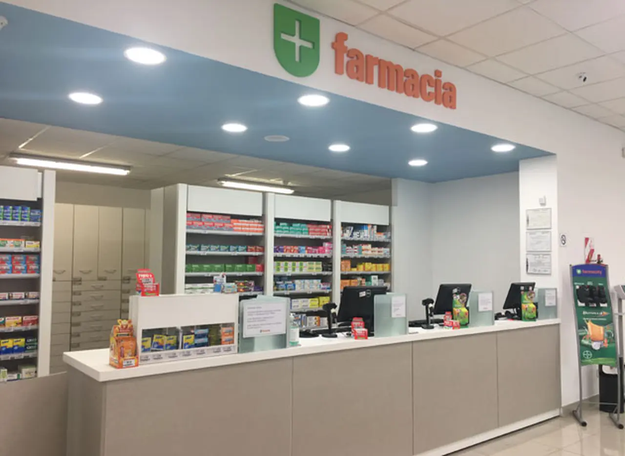 Farmacity inauguró tres locales en los barrios de Constitución, Caballito y Monte Castro
