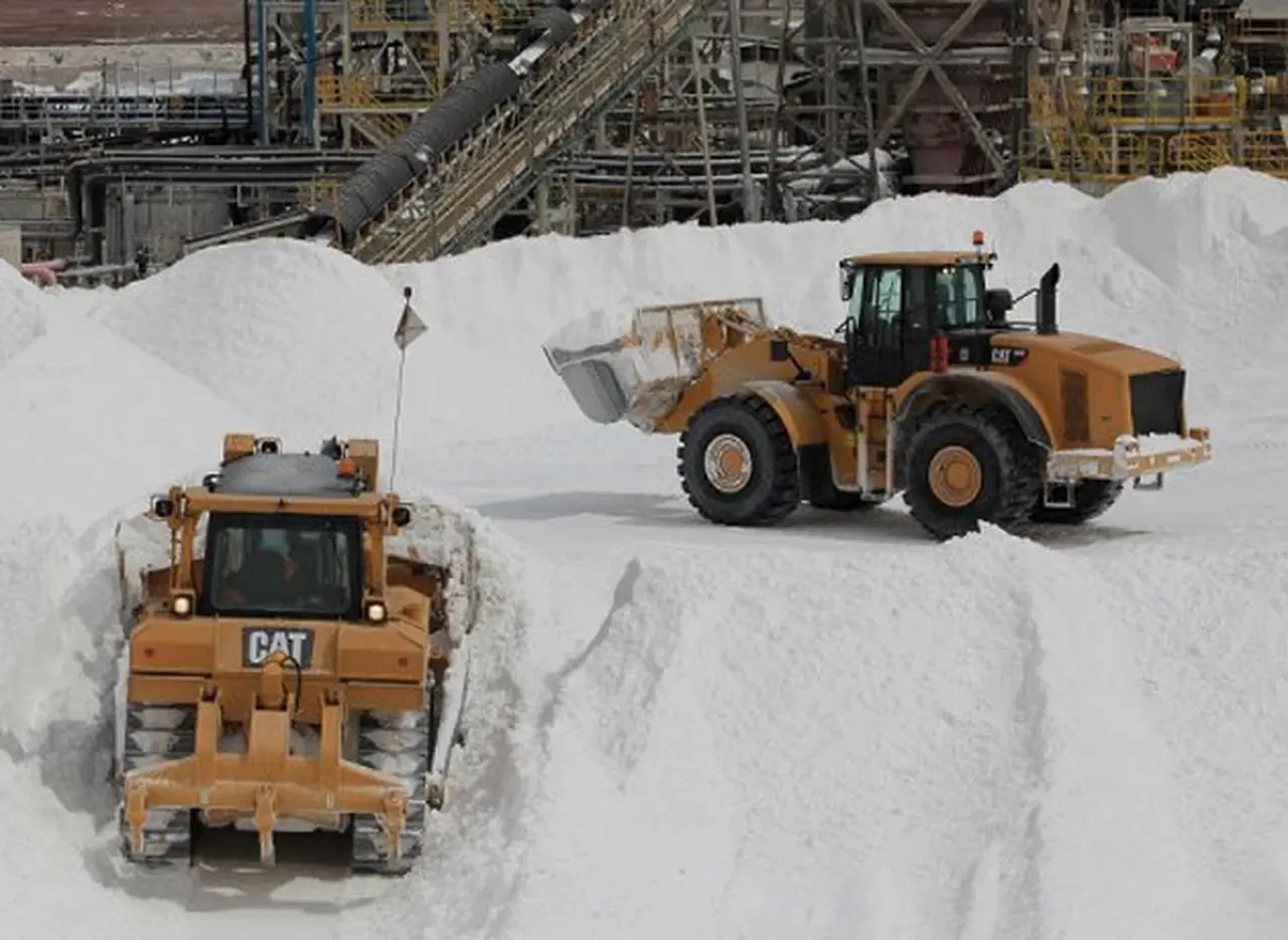 ¿Termina la fiebre del "oro blanco"?: el precio del litio caerá 45%, según Morgan Stanley