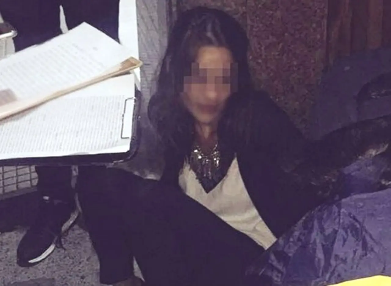 Falsa asesora de Juliana Awada sacó ropa por $400.000 en un shopping