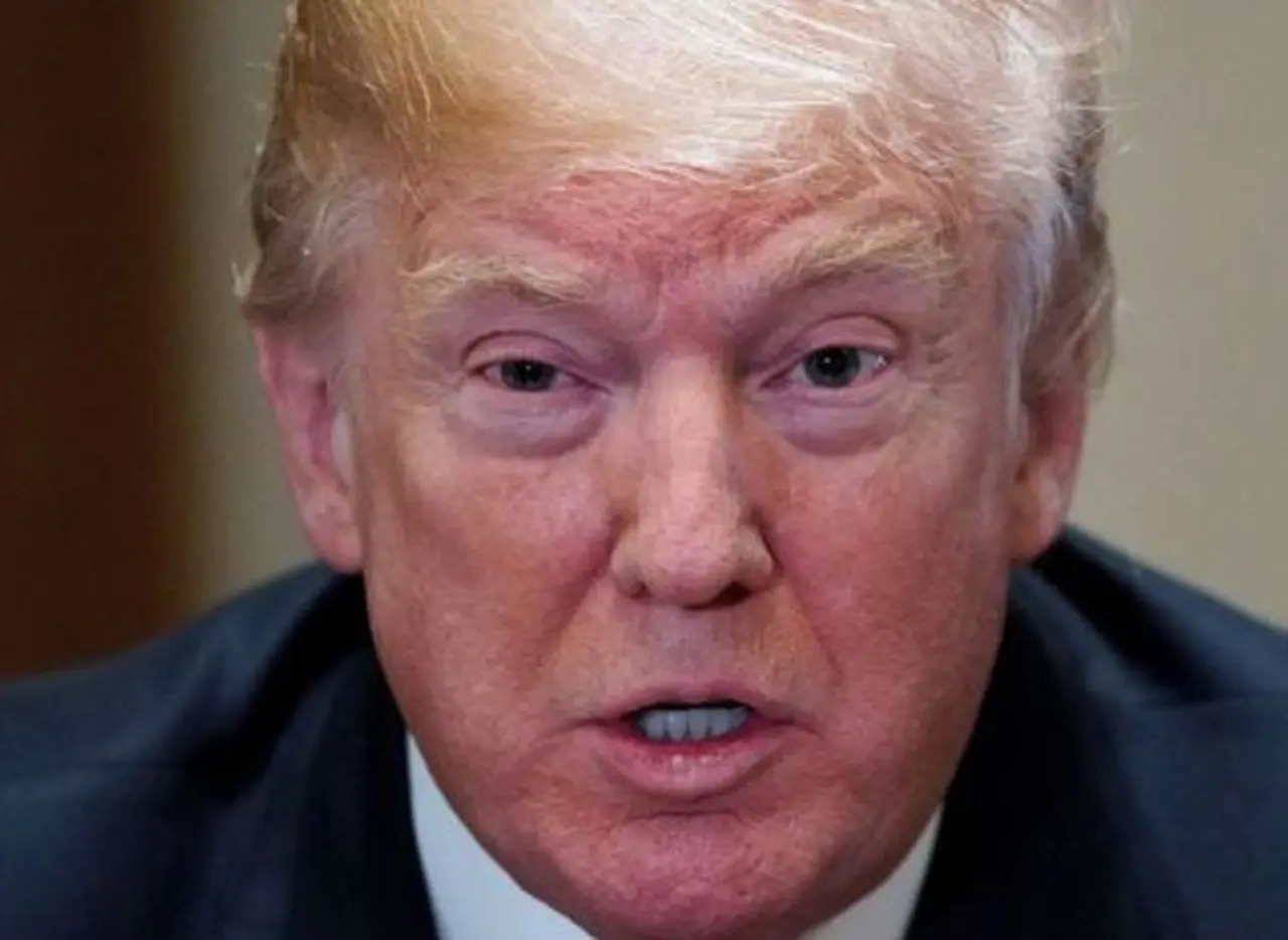 El gobierno de Francia, indignado por los gestos de Trump hizo sobre los ataques de Parí­s