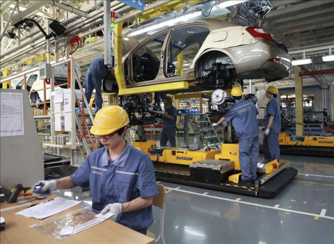 China levanta sus restricciones y permitirá que haya automotrices totalmente extranjeras en el paí­s