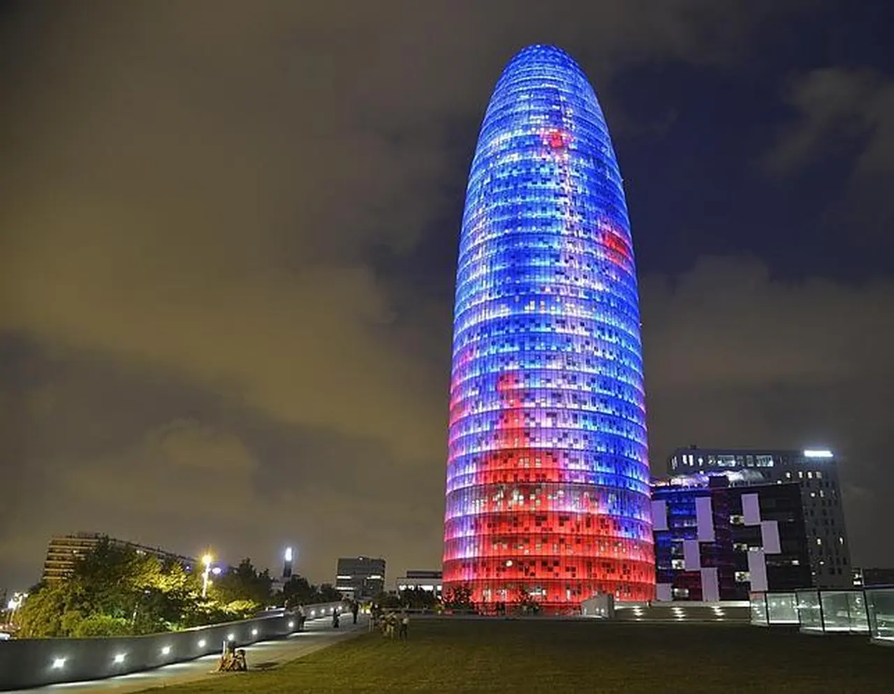 Facebook elige a Barcelona para instalar un segundo centro de control de noticias falsas
