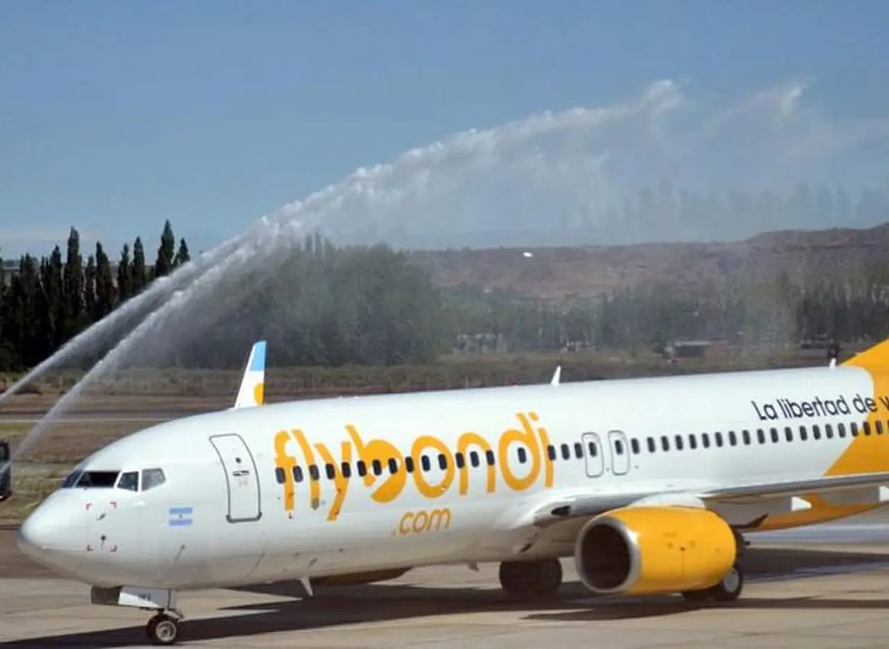 Flybondi anticipó rebajas en sus pasajes desde agosto