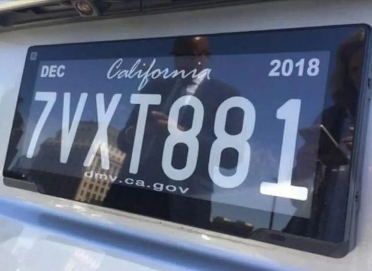 Estados Unidos estrena sistema de patentes de auto digitales