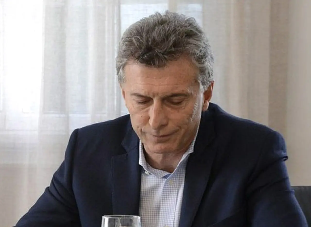 Macri se bajó del acto por el Dí­a de la Bandera en Rosario para evitar protestas