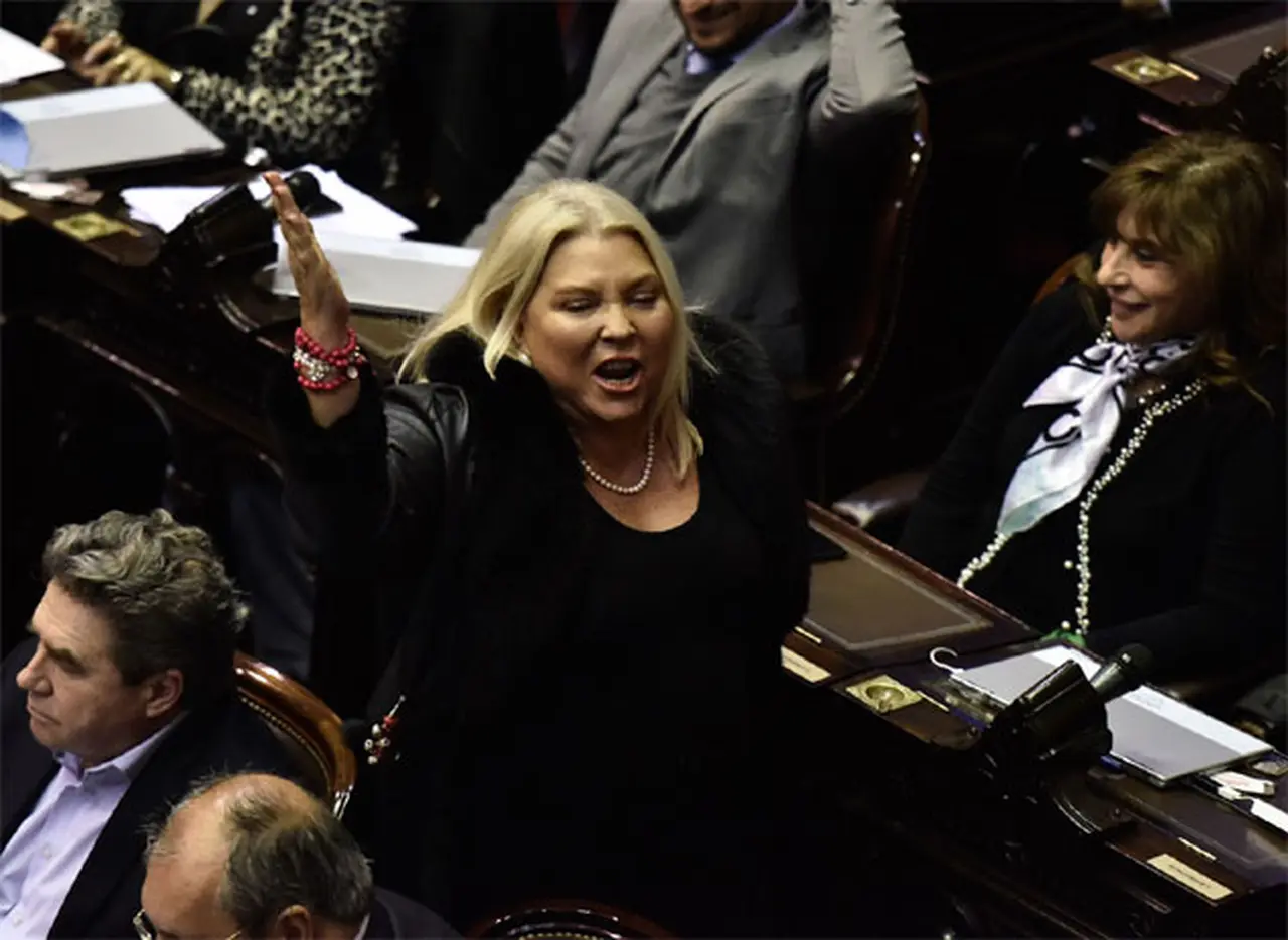 La amenaza de Carrió a Cambiemos tras la aprobación del aborto legal: "La próxima rompo"