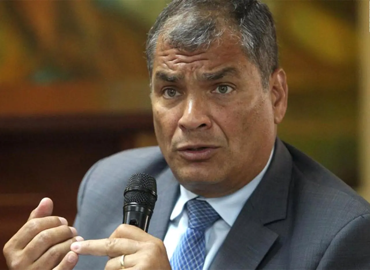 Ordenan la detención del expresidente ecuatoriano Rafael Correa