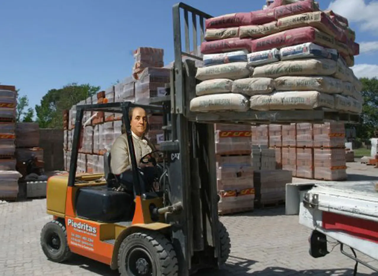 "Dólar ladrillo" y su impacto en la economí­a: esto pasa en la construcción y el precio de los materiales