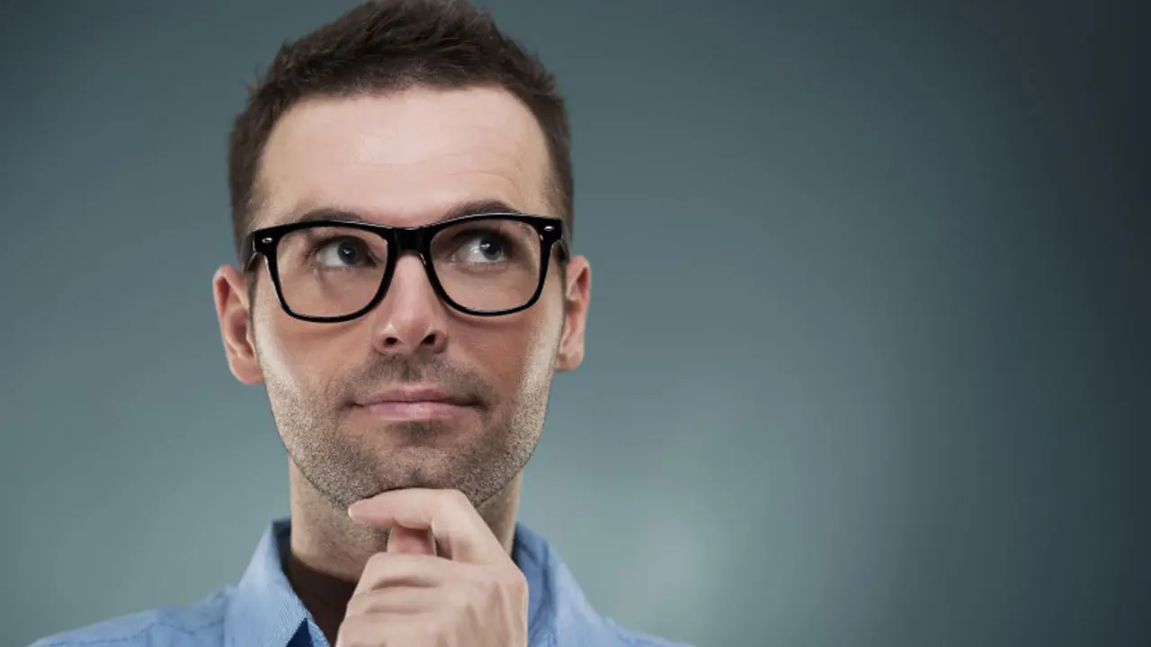 Seguro usaste esta frase sin conocer su origen: ¿por qué se dice "el que se fue a Sevilla perdió su silla"?