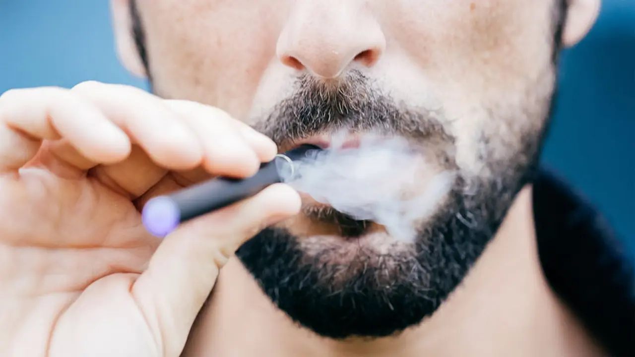 Estados Unidos prohibirá la venta de cigarrillos electrónicos aromatizados