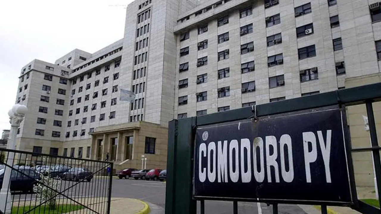 Coimas: uno de los empresarios detenidos se ofreció a colaborar con la Justicia
