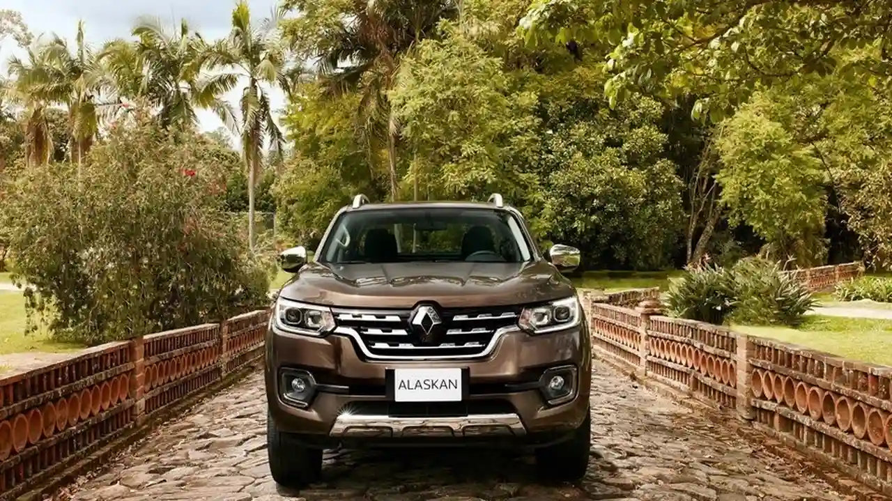 Renault Alaskan, así es el frontal.