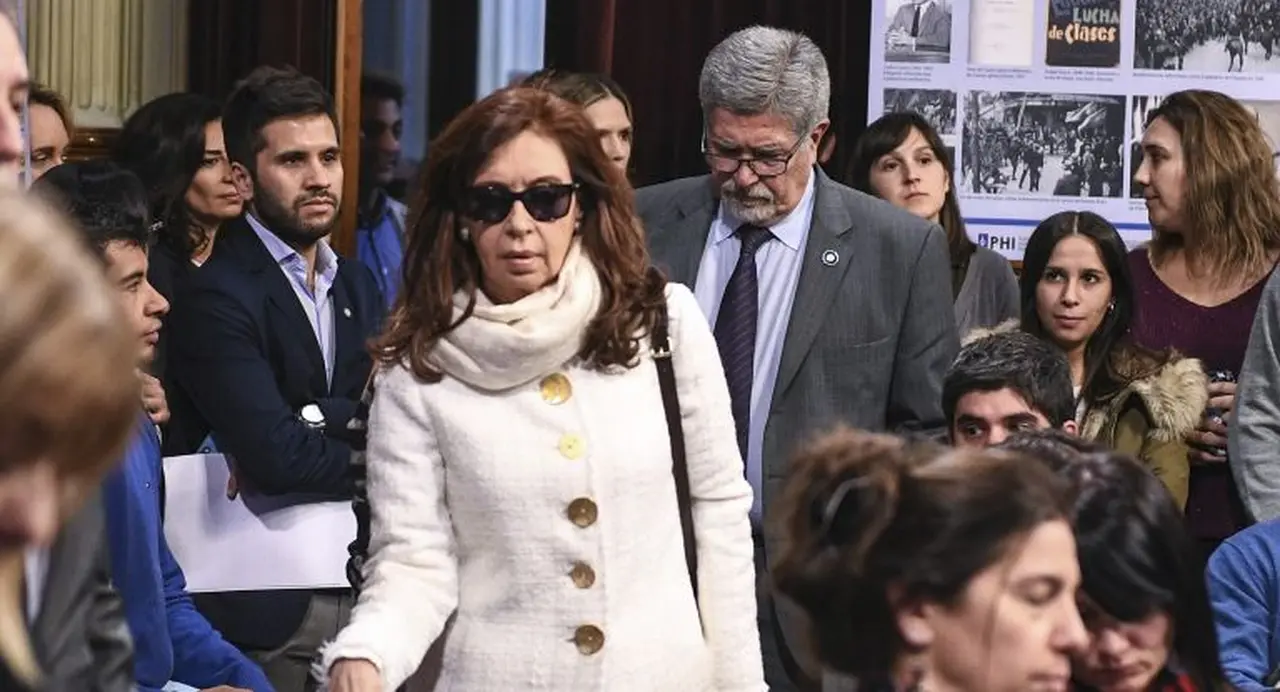 Cristina está preocupada por el 2020: convocó a Nielsen para aclarar el panorama