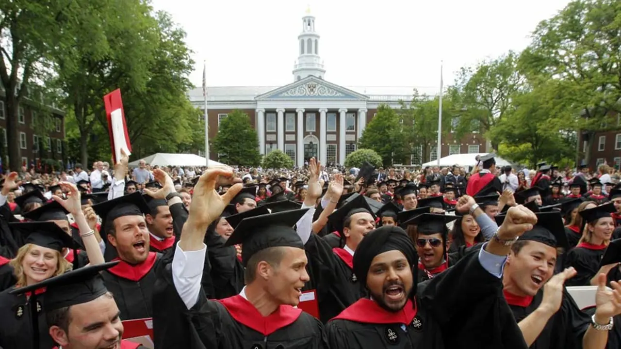 Los graduados de Harvard están entre las personas más ricas del mundo