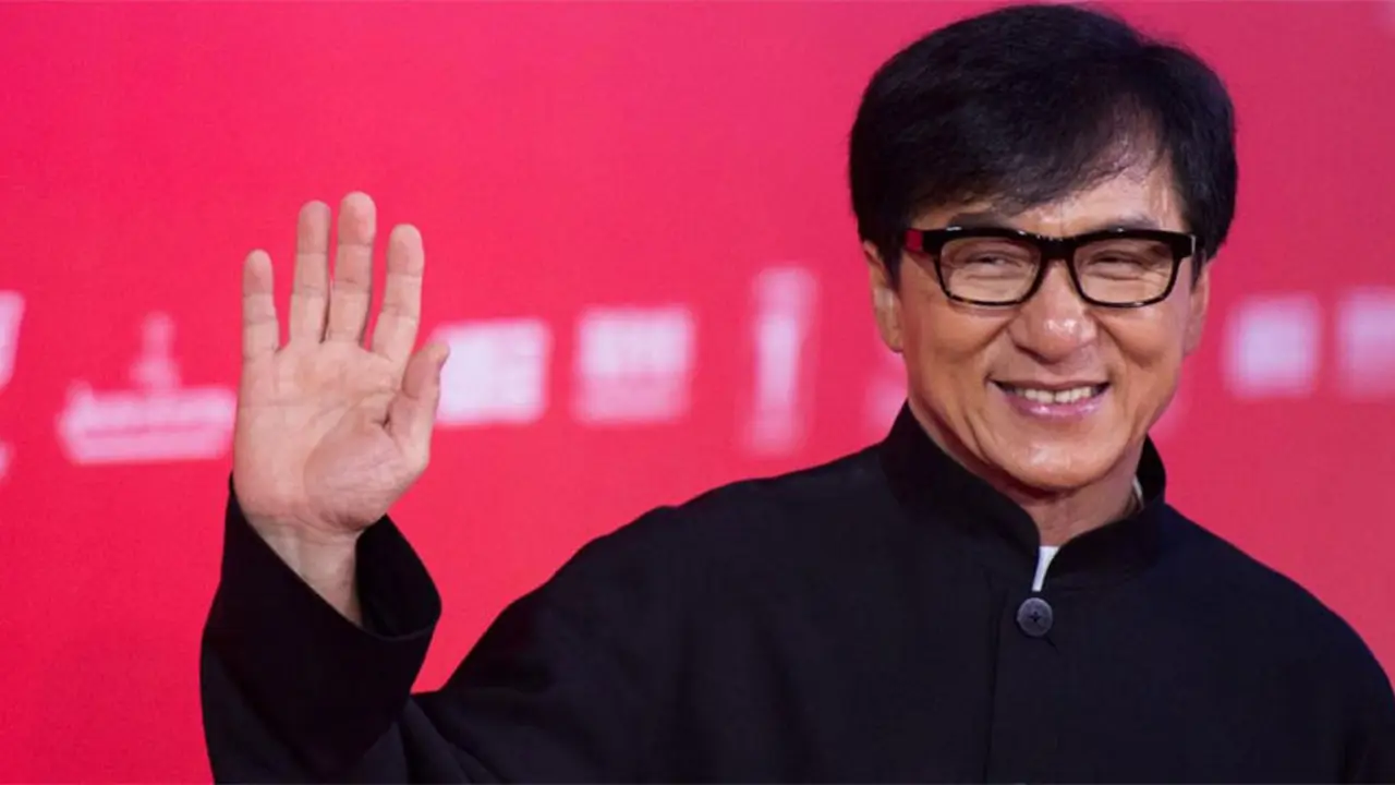 Jackie Chan también decidió regalar su fortuna al morir en lugar de dejarla en herencia