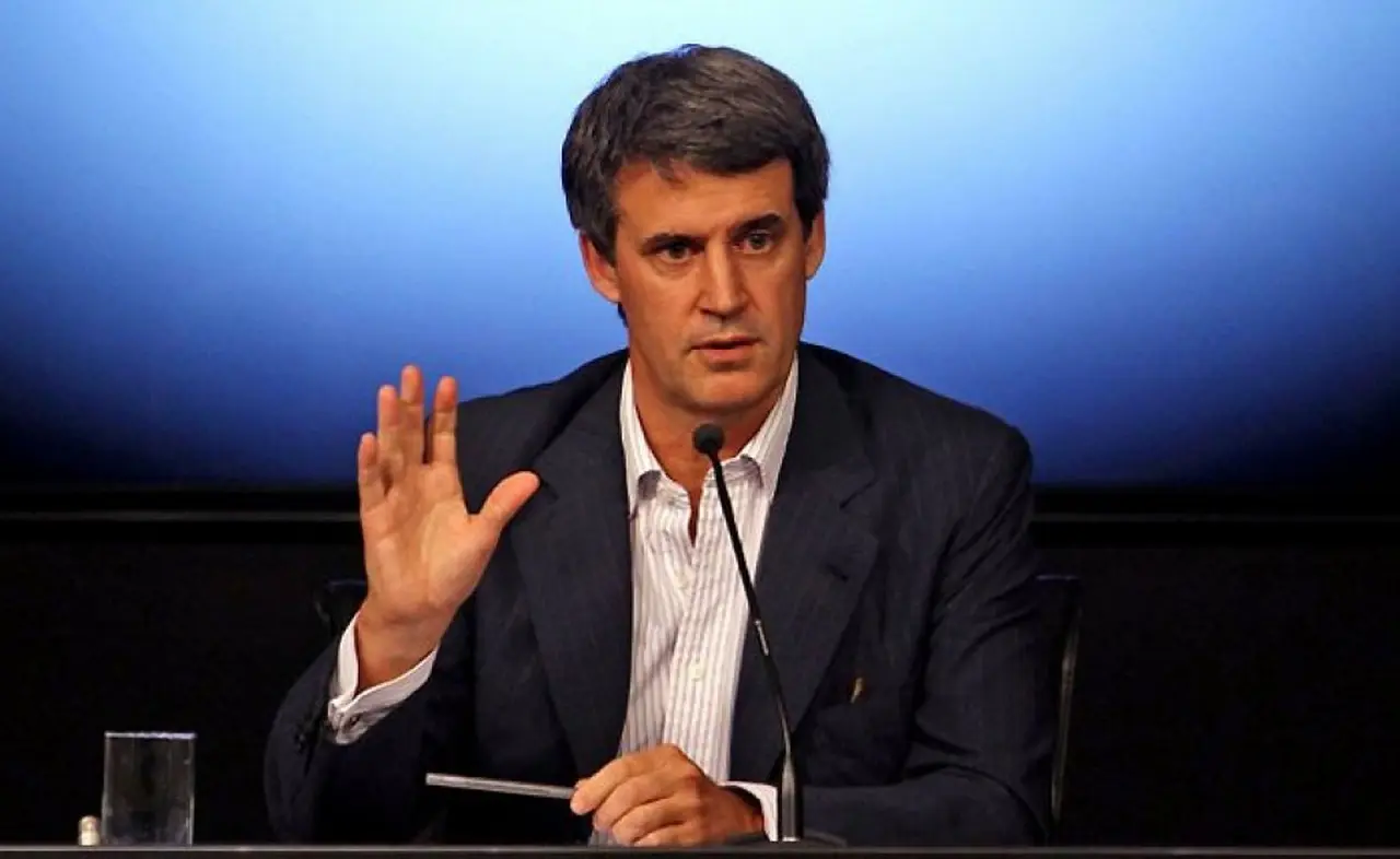 Alfonso Prat Gay con una dura visión sobre la economía argentina.