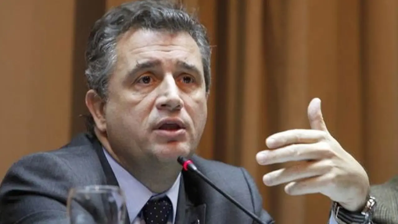 Luis Etchevehere, con menos espalda: pasó de ministro a secretario y pierde apoyo del campo