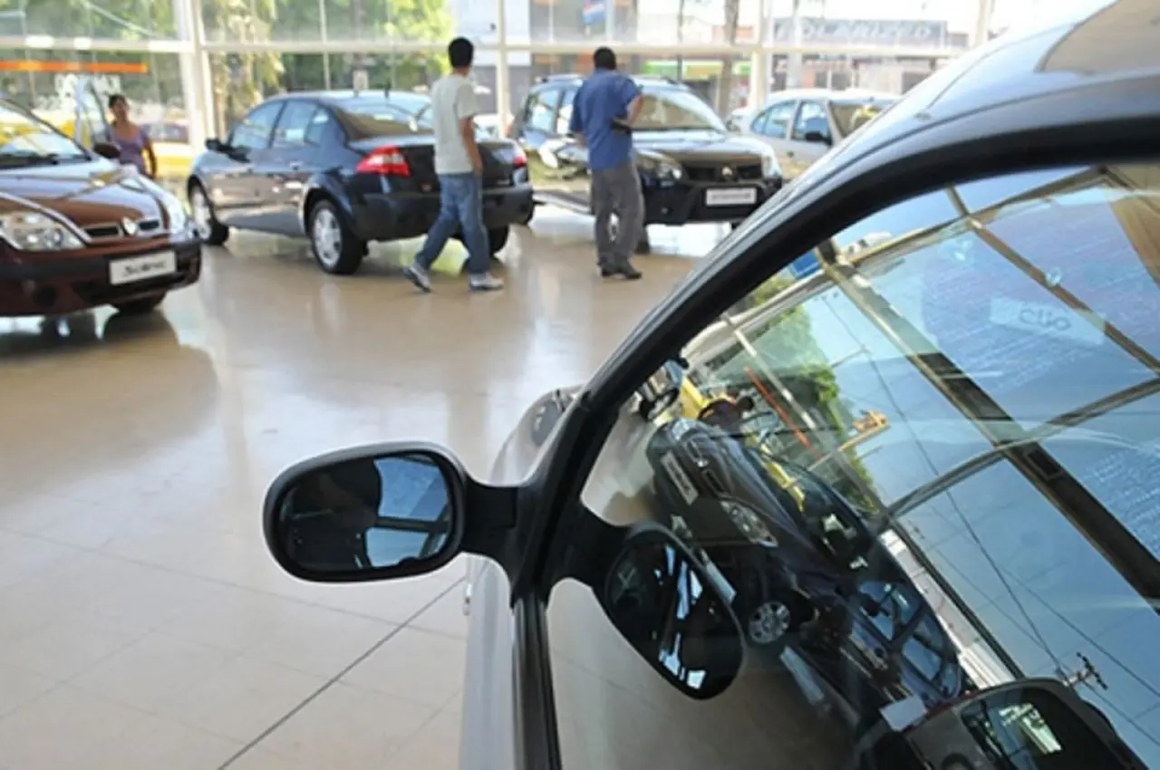 Tras el aumento del dólar, suben los precios de los autos y los planes de ahorro