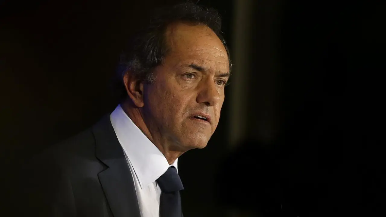 Reapareció Scioli y criticó la gestión de Macri: "La gente no da más"
