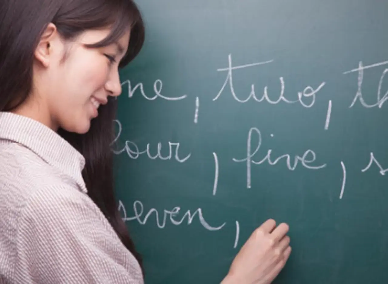 La enseñanza de idiomas y traducciones son negocios con salida laboral