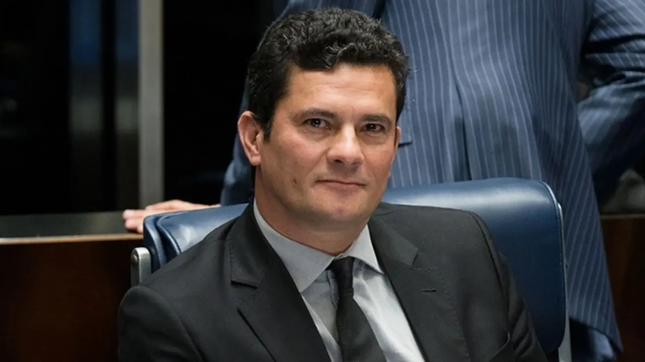 El juez Sergio Moro, que condujo el juicio que terminó con el encarcelamiento de Lula, cayó en el descrédito y pasó a ser acusado