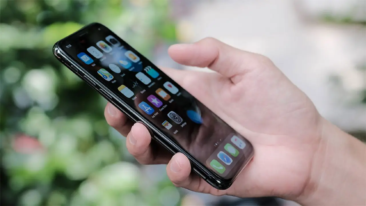 Por qué conviene cambiar la batería del iPhone antes de fin de año