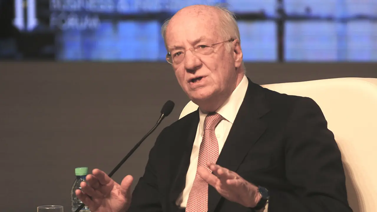 Primera aparición de Paolo Rocca después de su procesamiento: "Que no se deje atrasar el tipo de cambio"