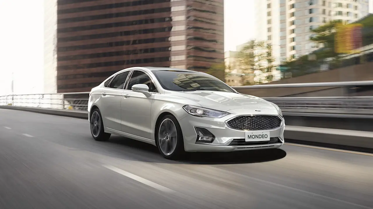 El Ford Mondeo cierra el año con más tecnología y seguridad