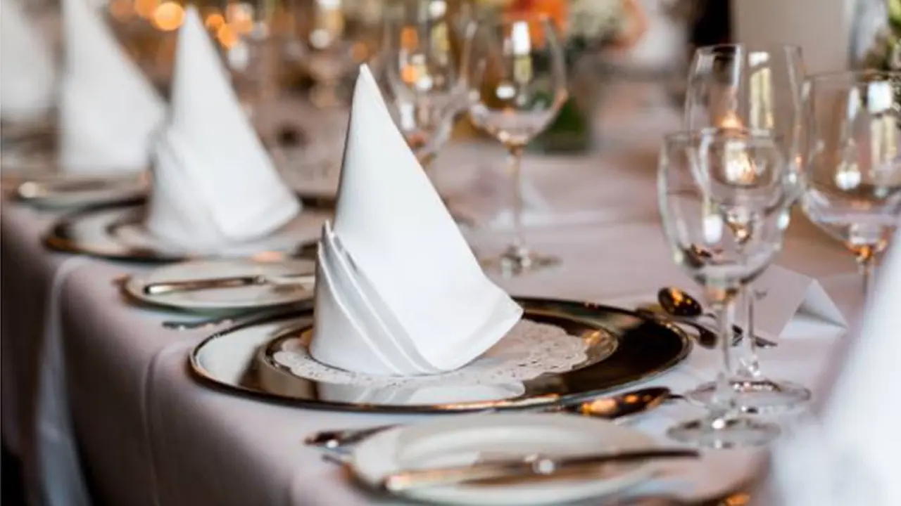 Fin de año: ¿cuánto costará cenar en los mejores restaurantes porteños?