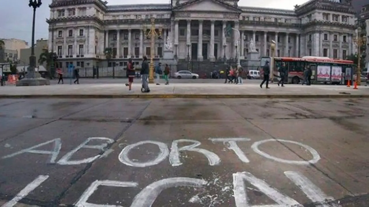 La idea de los diputados es tratar el proyecto en el recinto este jueves