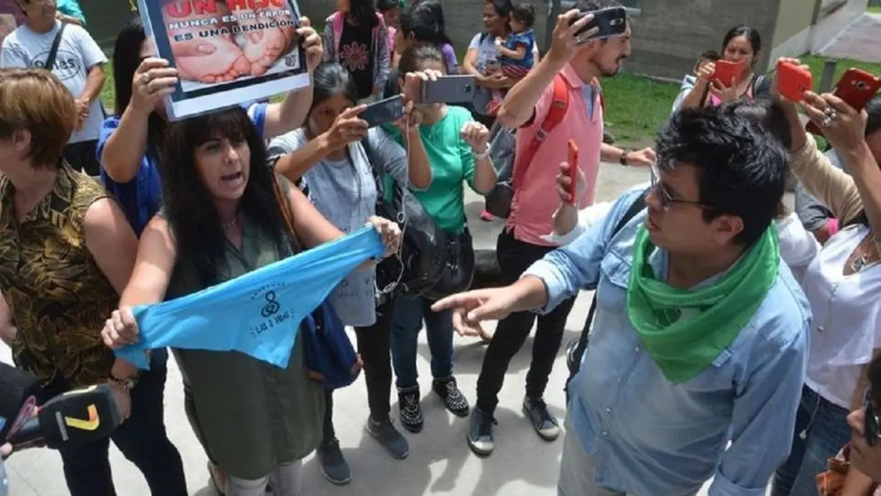 Tuvo una nena la menor violada a la que le practicaron una cesárea