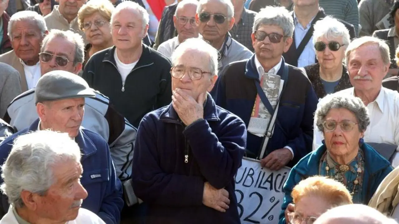 Más jubilados pagarán ganancias: a partir de enero se sumaron 47.600