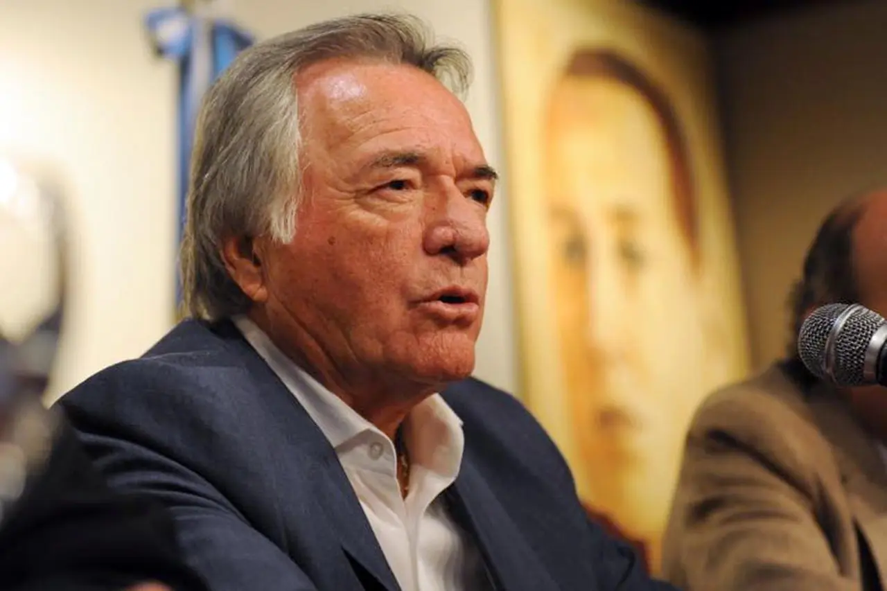 Barrionuevo ya “aconseja” al Gobierno en la reforma laboral