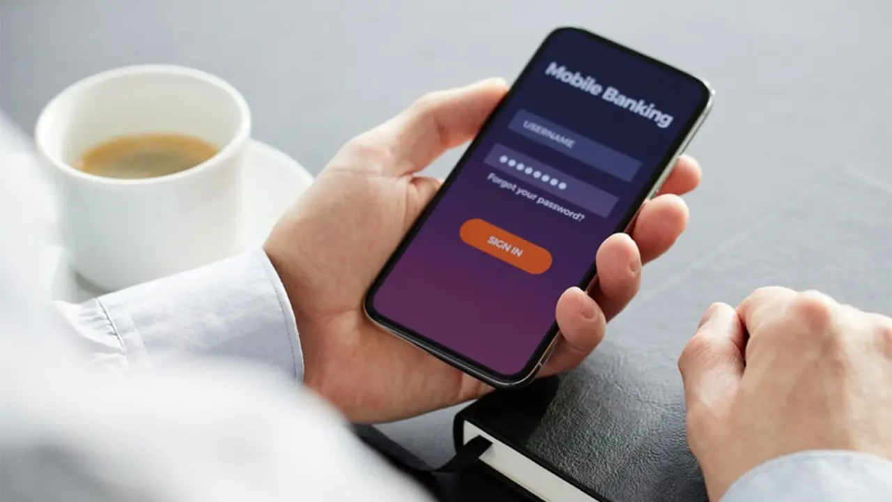 Uno de los canales más elegidos es el del mobile banking.
