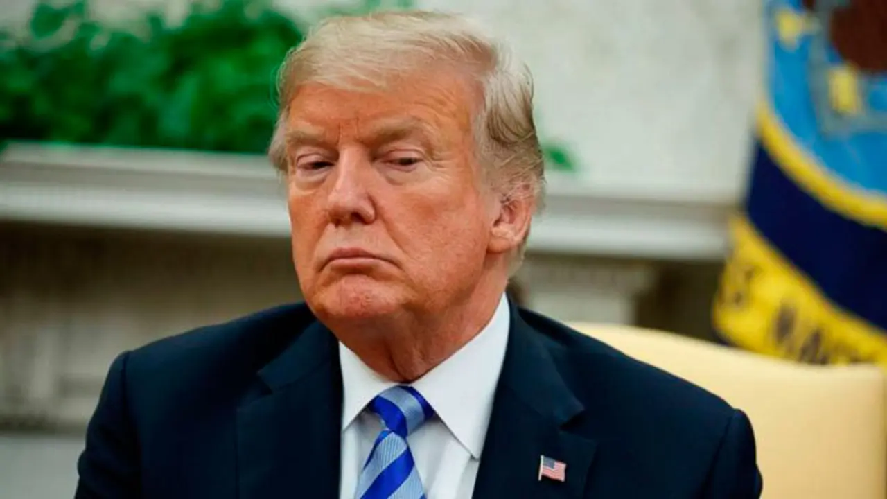 Trump amenaza a Cuba con un "embargo total" si no cesa su apoyo a Maduro