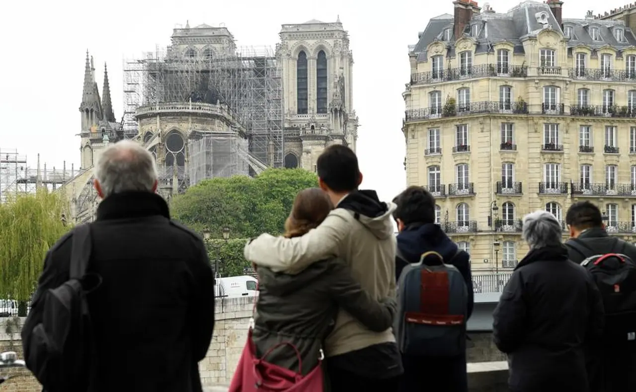 Millonarias donaciones y un pedido del Papa para reconstrucción de Notre Dame