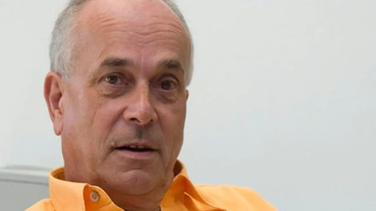 "Antes de las elecciones se le viene un plan Bonex al Gobierno"