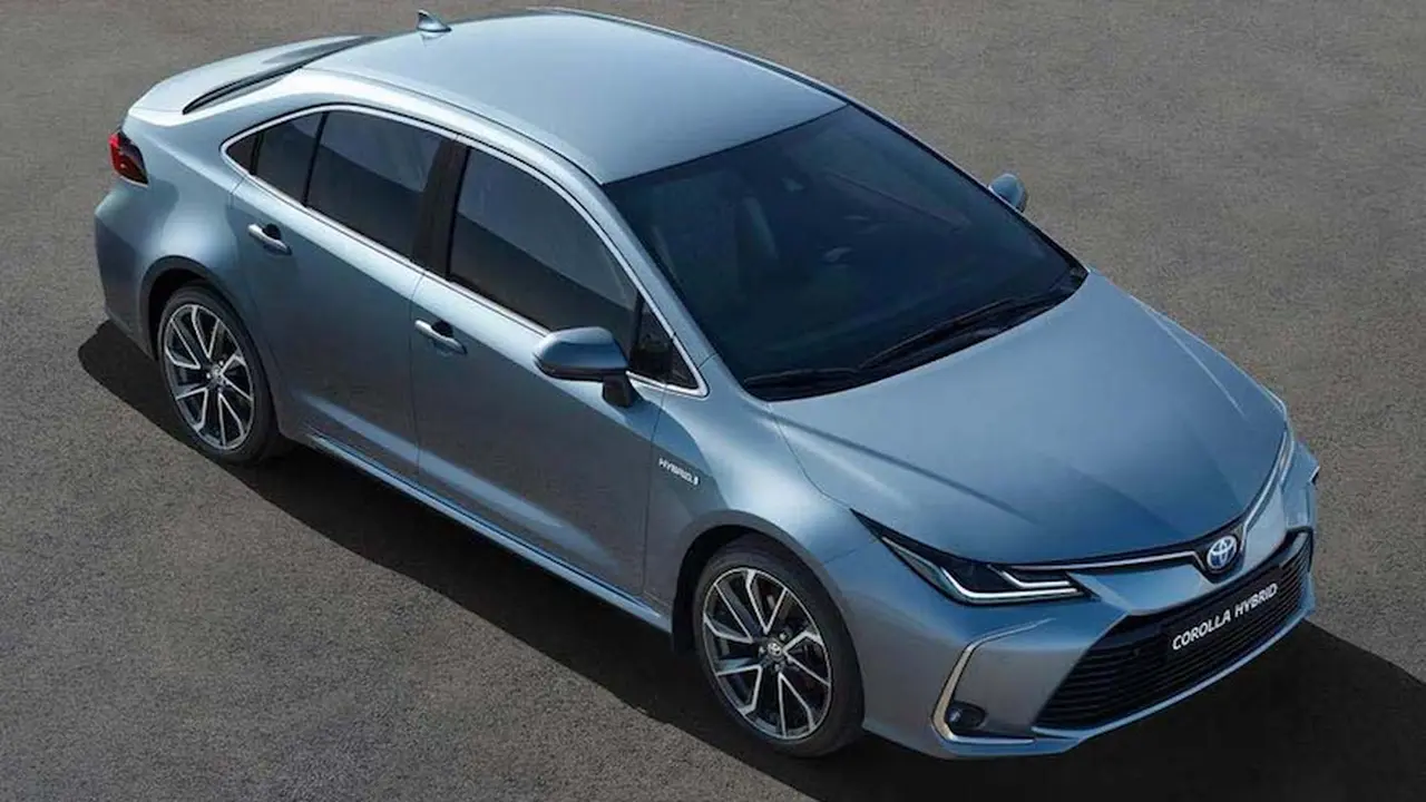 El Corolla Hybrid ahorra en consumo de combustible.