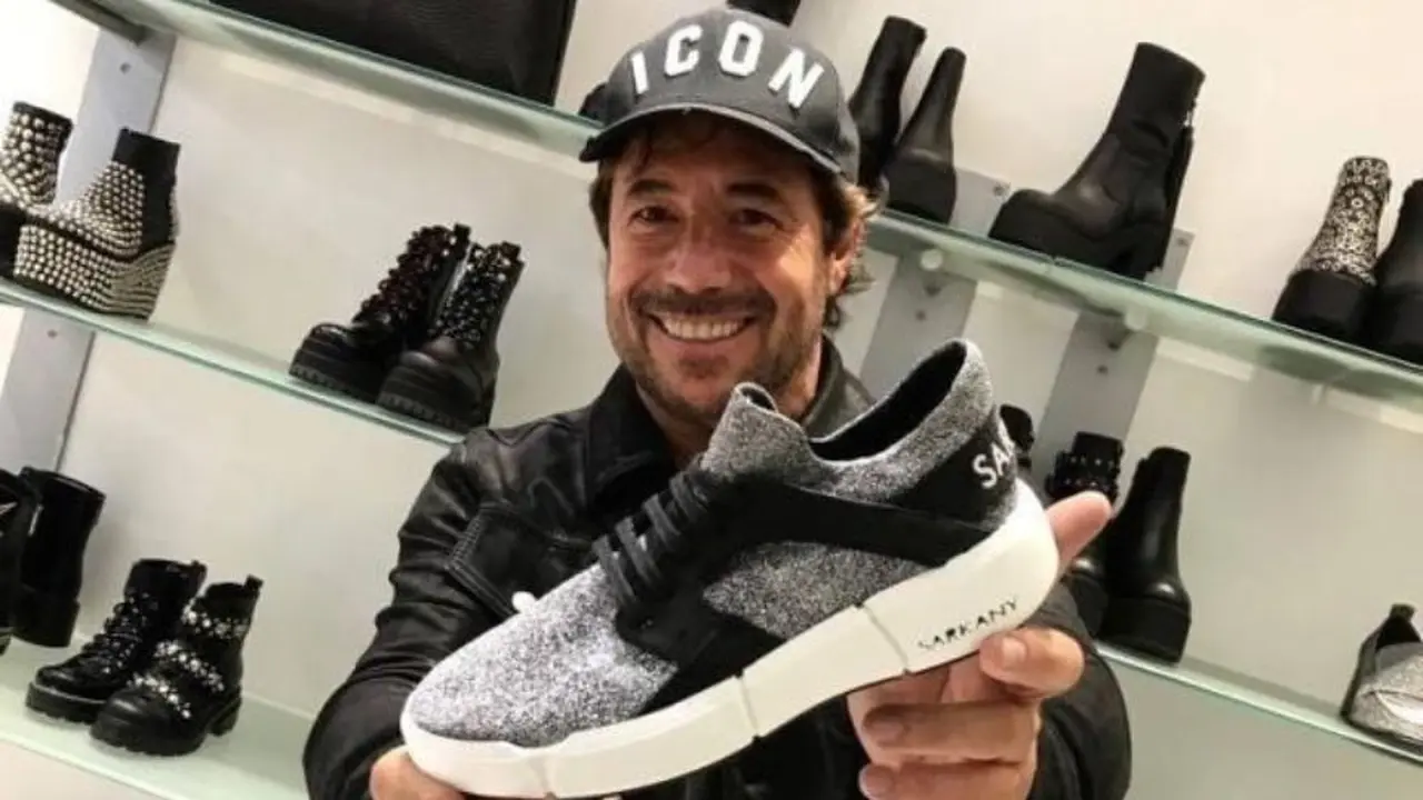 ¿Qué dijo Ricky Sarkany luego de que lo acusaron de colgarse de la luz?