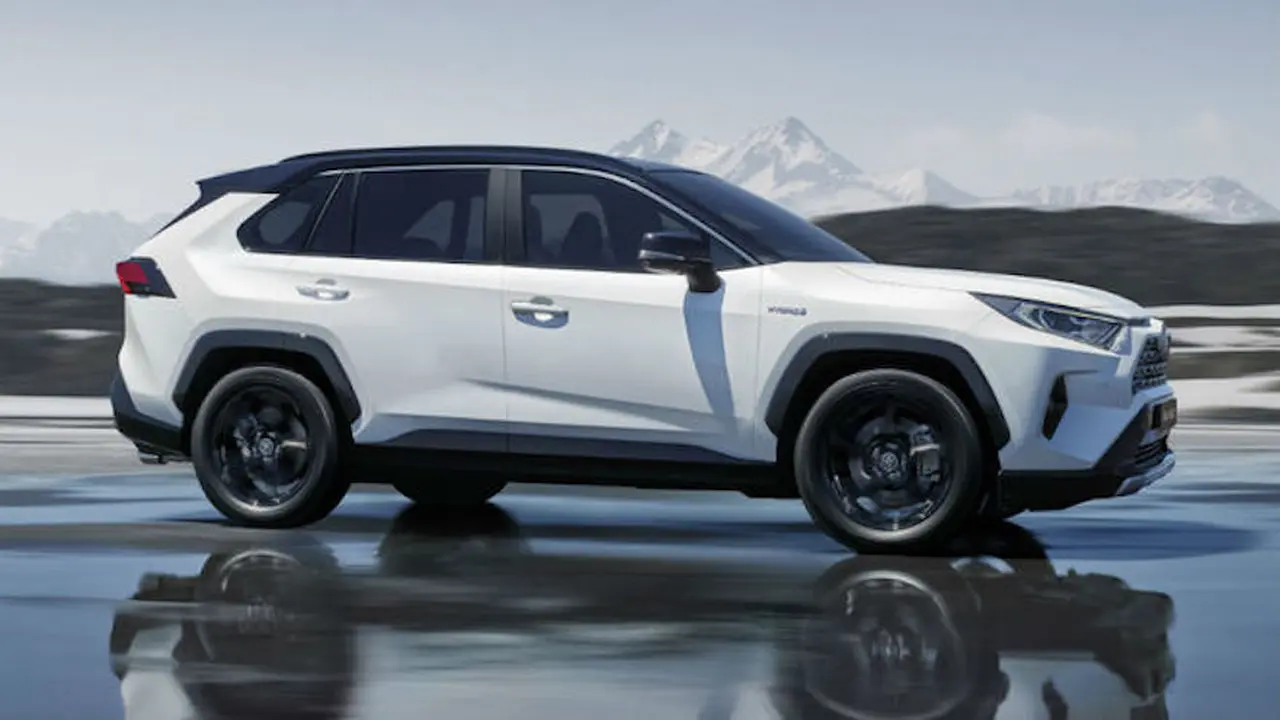 Toyota RAV4 híbrida, cada vez con más ventas.