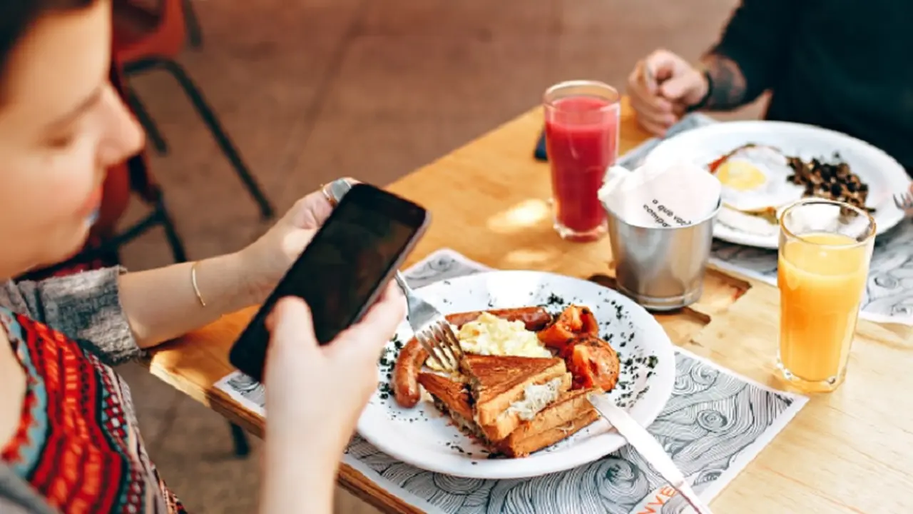 Google Maps ahora te permite elegir la opción platos populares de cada restaurante