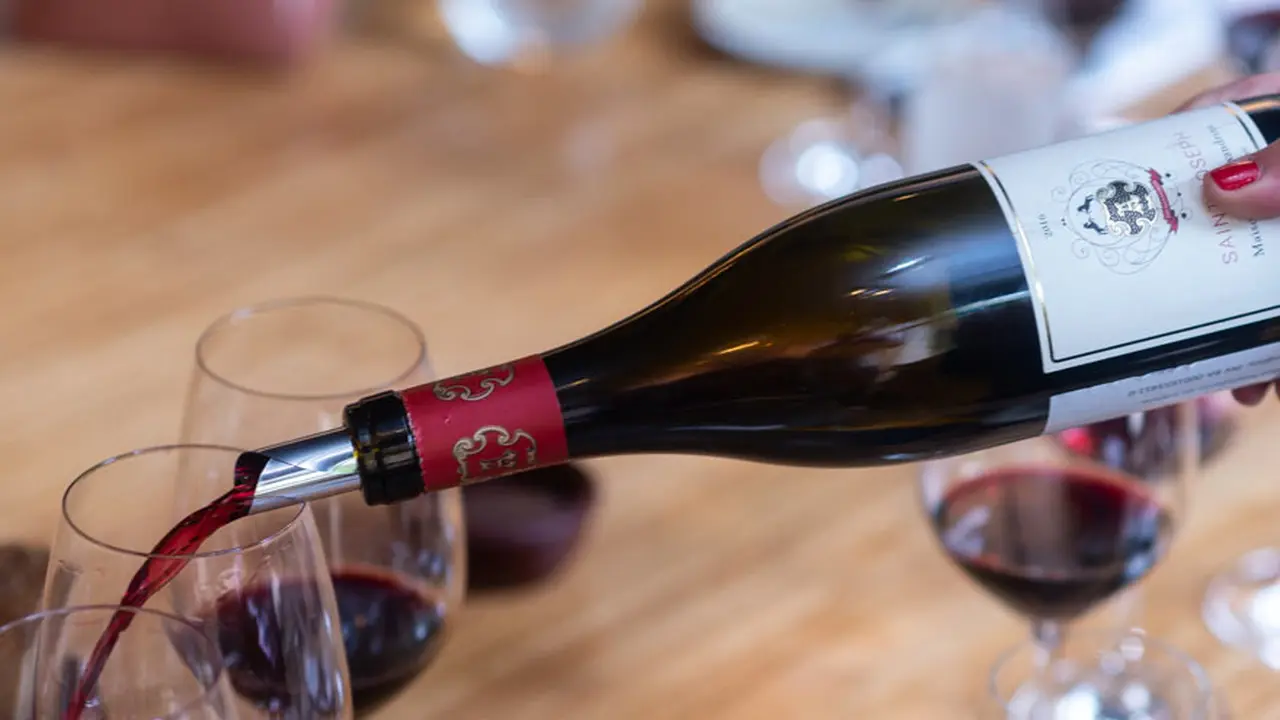 Una bodega argentina presenta en el país vinos franceses de clase mundial